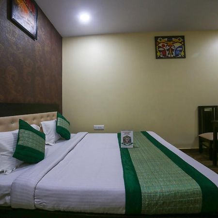 Oyo 19481 Jp Villa New Delhi Ngoại thất bức ảnh