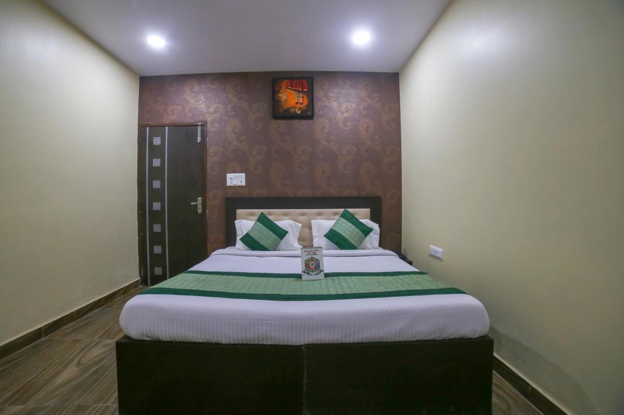 Oyo 19481 Jp Villa New Delhi Ngoại thất bức ảnh